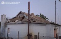 Двоє людей поранені внаслідок нічних атак у Дніпропетровській області 