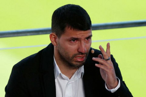 Агуэро объявил о завершении карьеры из-за проблем с сердцем