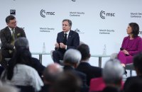 Блінкен: стійкий мир означатиме, що Росія не повторить спроби агресії проти України