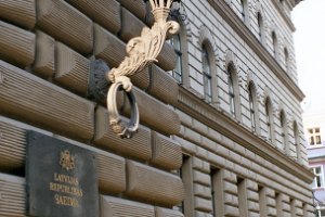 Парламент Латвии отказался предоставить госстатус русскому языку 