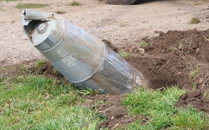 У Запорізькій області бійці ДСНС знищили російську авіабомбу
