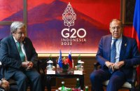 Лавров стверджує, що ООН передала йому гарантії ЄС і США на відновлення експорту й добрив з Росії
