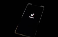 Байден отменил указы Трампа по TikTok и WeChat