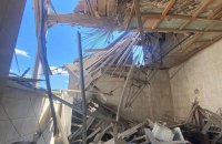 Росіяни вдарили по лікарні в Херсоні. Загинув лікар, поранено ще пʼятьох медиків (оновлено)