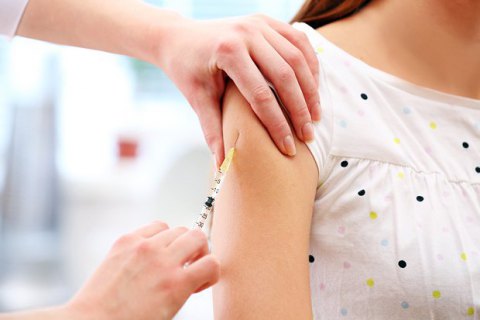 В Италии невакцинированным детям запретили посещать школу