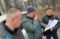 Чиновник Голосіївської РДА заплатив півмільйона гривень підконтрольній фірмі за “полив” зелених насаджень, – прокуратура
