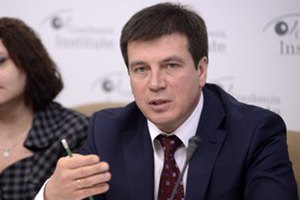 В АП предлагают изменить закон о люстрации