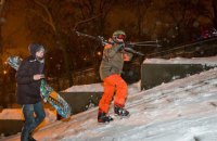Одесситы сделали из Потемкинской лестницы горнолыжный спуск