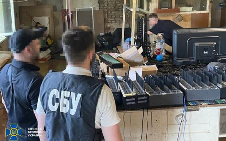СБУ ліквідувала ботоферму, яка створювала щодня до 500 ботів для “розгону” наративів Кремля