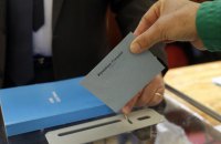 У Франції понад півтори сотні дипломатів закликали громадян не голосувати за ультраправих