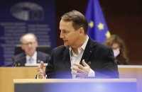 Сікорський вимагає від ЄС повернути торговельні обмеження на імпорт українських продуктів 