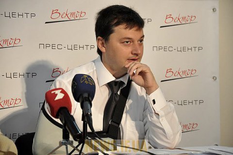 Нардеп из БПП обвинил коллегу по фракции в шантаже и сам прибег к шантажу