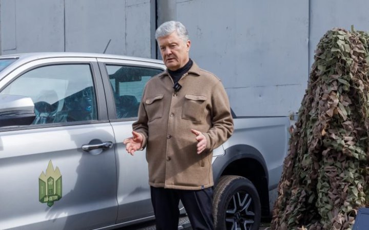 Порошенко передав військовим 5 комплексів РЕБ "Ай-Петрі СВ"