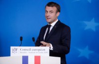 Макрон признал, что Запад слабеет и призвал разработать новую политику в отношении России