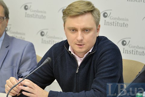 Клинтон имеет преимущество в ресурсах, но Трамп может опровергнуть правила и победить, - эксперт