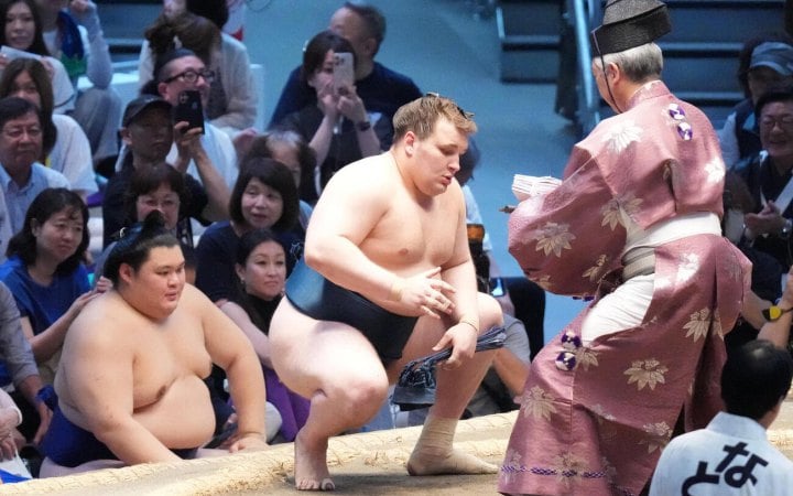 Аонішікі переміг йокодзун і знову став озекі: проміжні підсумки Nagoya Basho