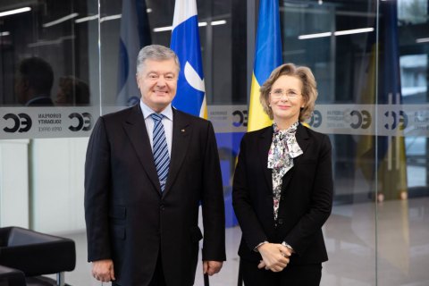 Порошенко зустрівся з Главою Парламентської Асамблеї ОБСЄ
