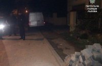Патрульные Львова задержали вора уличной брусчатки