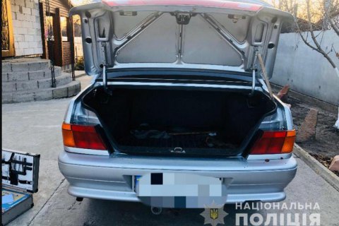 У Київській області чоловік викрав і катував імовірного коханця дружини