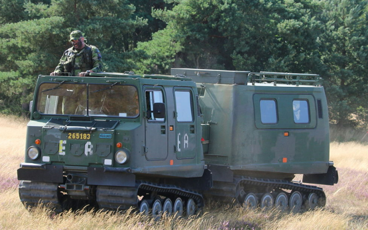 Німеччина передала Україні 10 всюдиходів Bandvagn, 6 зеніток Gepard і 33 розвідувальні безпілотники 