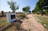 Киевская власть организовала бесплатные автобусы для киевлян в поминальные дни