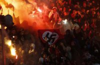 Фан "Спартака" не будет платить штраф за свастику 