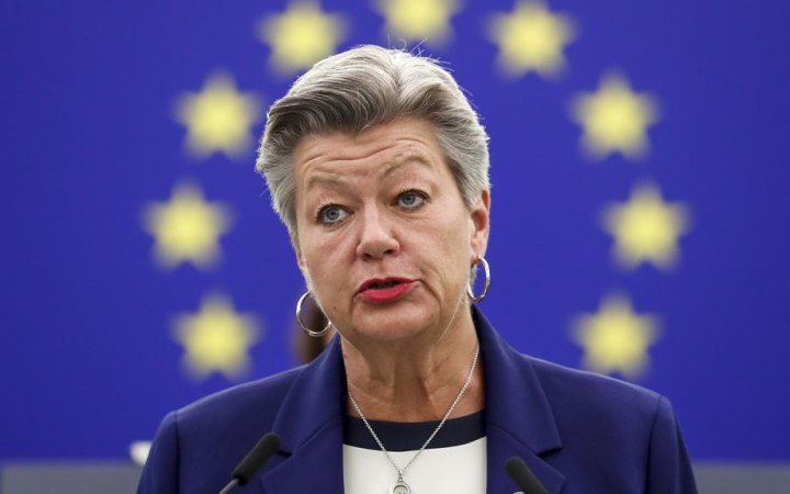 Понад 8 млн українців були вимушені переїхати у країни ЄС, – єврокомісар