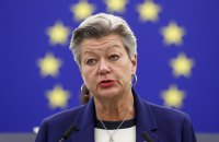 Понад 8 млн українців були вимушені переїхати у країни ЄС, – єврокомісар