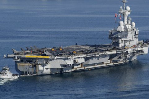 Французский авианосец нанес первые удары по ИГ в Ираке и Сирии
