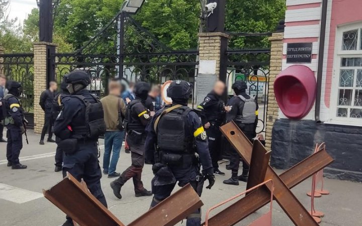 ​На Крюківському вагонобудівному заводі викрили схему виведення грошей у Росію