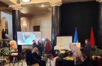 У Києві сьогодні попрощалися з Степаном Хмарою