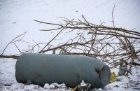 На Миколаївщині ​сапери знищили бойову частину російської ракети Х-101, яку знайшли в полі