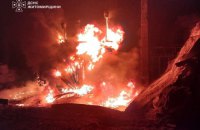 Росіяни дроном поранили рятувальників на Запоріжжі. Під обстрілом на Сумщині були підрозділи поліції та ДСНС