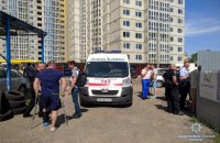 В ходе стрельбы на автостоянке в Киеве ранен сотрудник СБУ