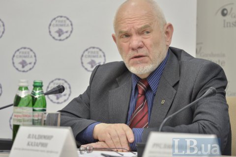 МОН выделил аудитории и общежитие для Таврического университета