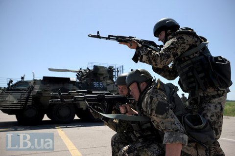 На Закарпатье спецназовцев оставили без еды 