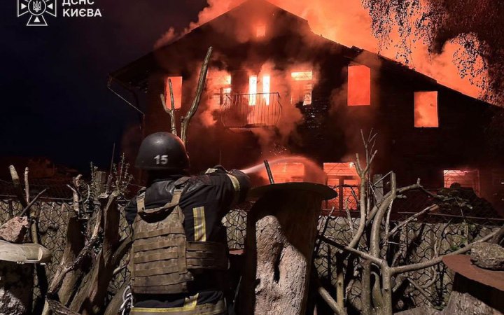 З ночі росіяни поранили в Києві чотирьох людей