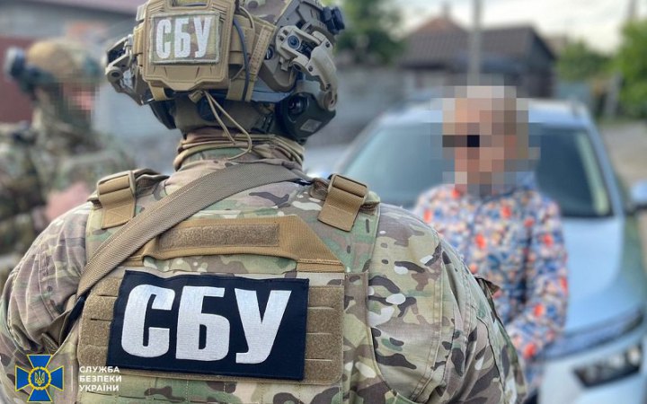 У Запоріжжі затримали зрадницю, яка хотіла зірвати поставки важкої техніки ЗСУ на південний фронт 