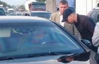 В Киеве полиция остановила автомобиль Суркиса
