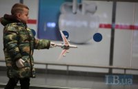 Киевские аэропорты за год обслужили почти 18 млн пассажиров
