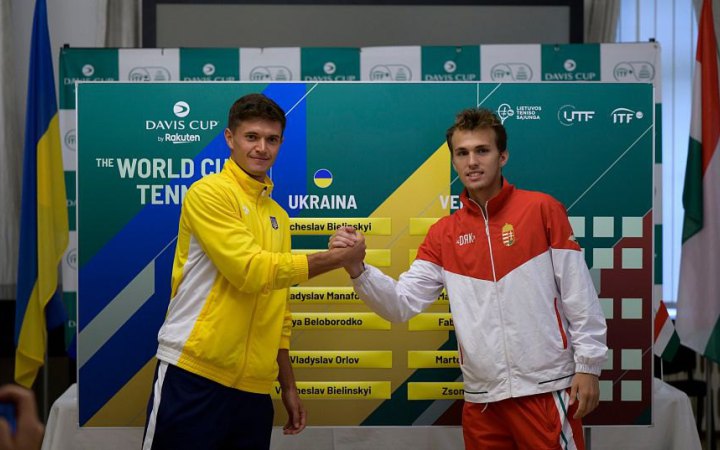 Україна програла обидва матчі Угорщині у стартовий день Кубка Девіса