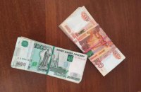 Украинец пытался пронести через границу миллион рублей под стельками