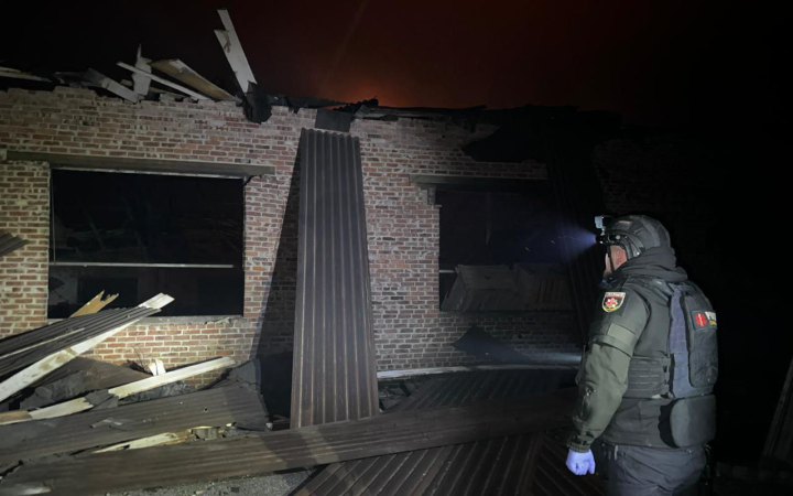 Російська армія поранила двох цивільних на Донеччині, одна людина загинула