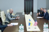 Яценюк зустрівся з послом США Тейлором