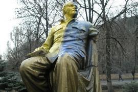 На Донбассе из Ленина сделали патриота