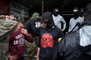 Под Киевом произошла драка со стрельбой между "сотней Майдана" и "участниками АТО"
