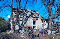 Росіяни обстріляли два райони Дніпропетровщини: пошкодили будинки, газогін і лінії електропередач