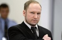 Брейвик принял стимуляторы перед убийством, - профессор