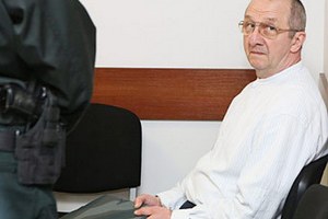В Литве заключенный требует разрешить просмотр эротических фильмов