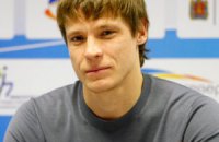 Лучший нападающий НХЛ сделал подарок бабушке - вернулся домой